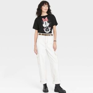 Women’s Minnie shirt sleeve black graphic t-shirt - size M
